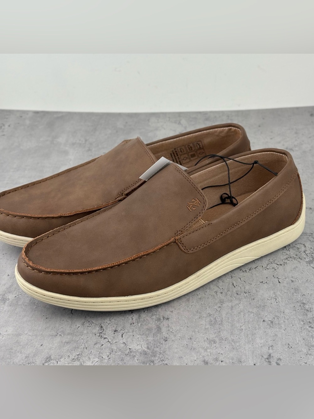 IZOD Seapoint Tan Memory Foam Men's Size 10 Slip-On Loafers New No Box